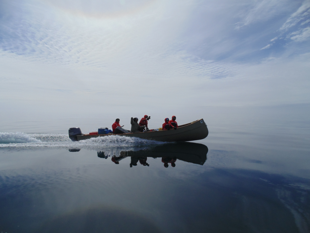 ComingbackfromsurveyeastofKinngait(Cape Dorset)